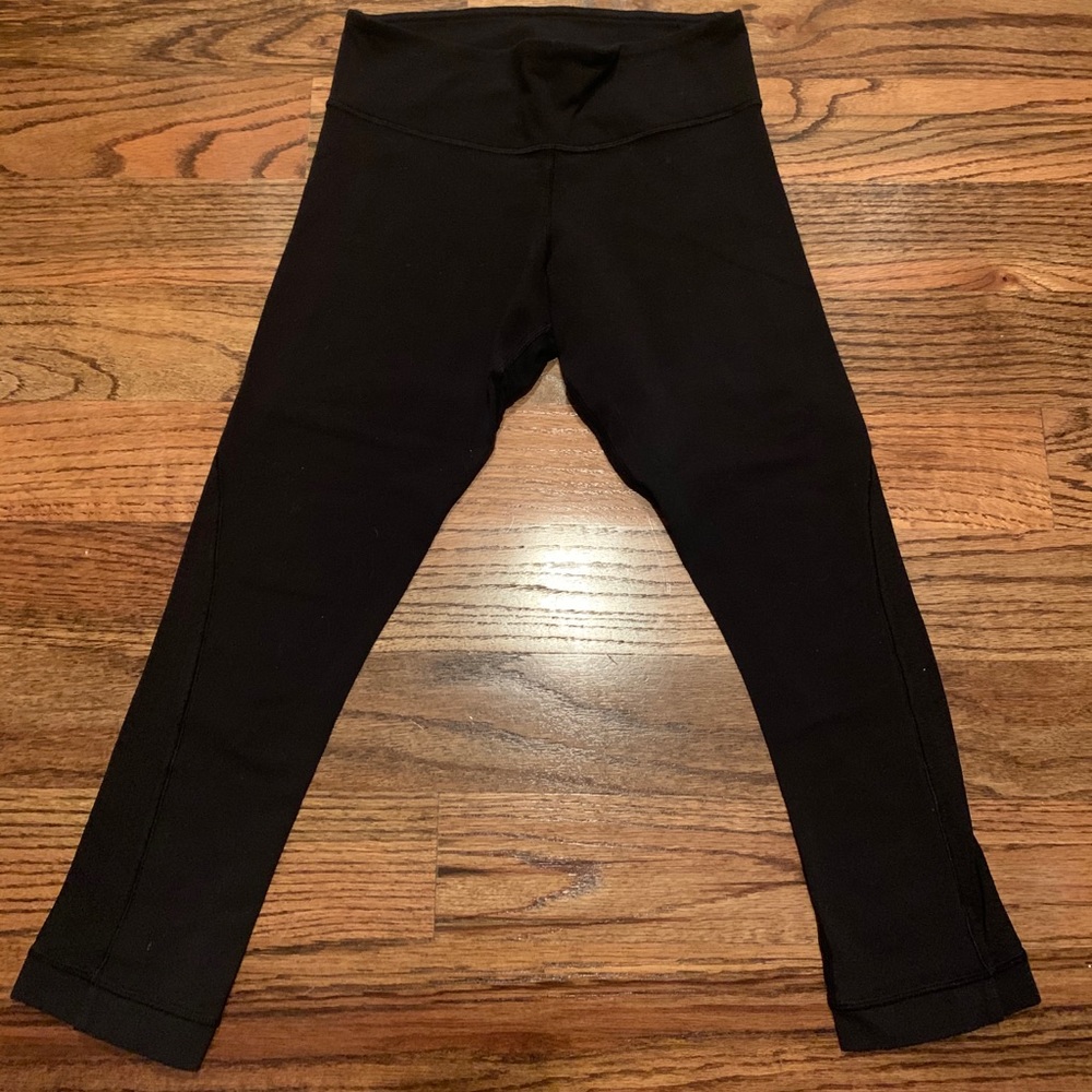 Lululemon size 2